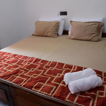 Happy Tuna Guesthouse Hikkaduwa Εξωτερικό φωτογραφία