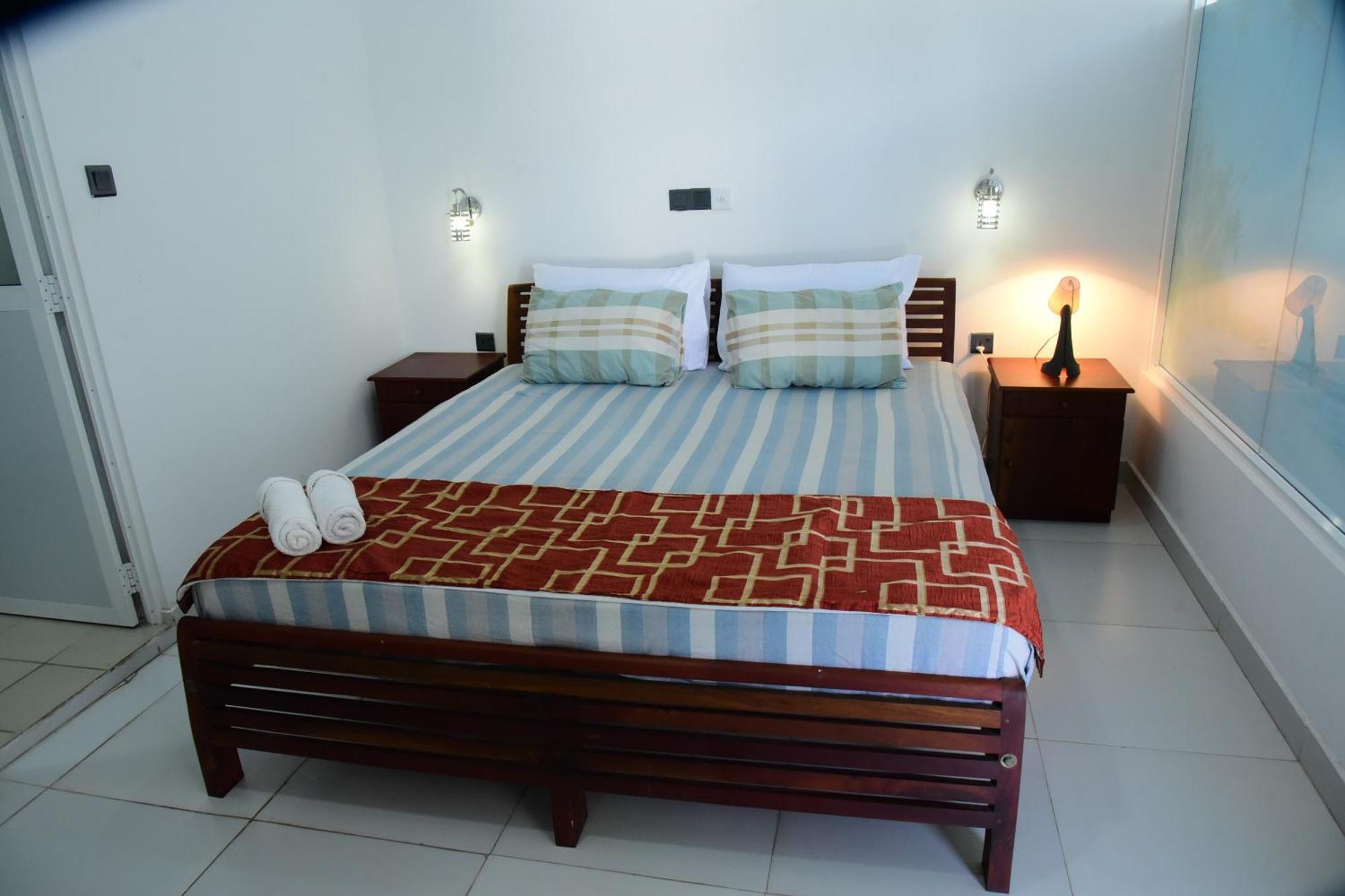 Happy Tuna Guesthouse Hikkaduwa Εξωτερικό φωτογραφία
